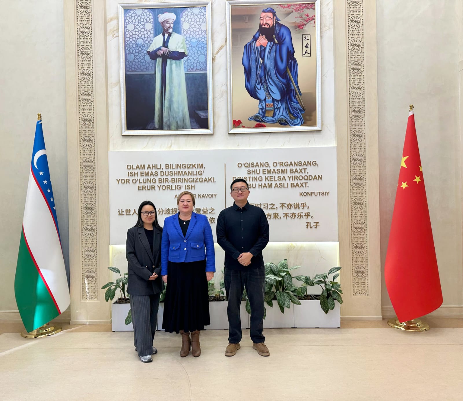 Әл-Фараби атындағы ҚазҰУ Қытайтану кафедрасының өкілдері Өзбекстанда өткен халықаралық конференцияға қатысты.